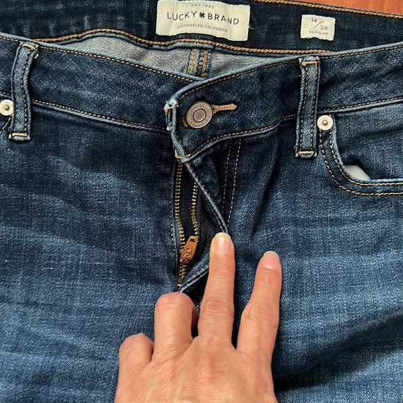 Lucky Brand Classic Blue Denim Jeans size 14 - Picture 5 of 10